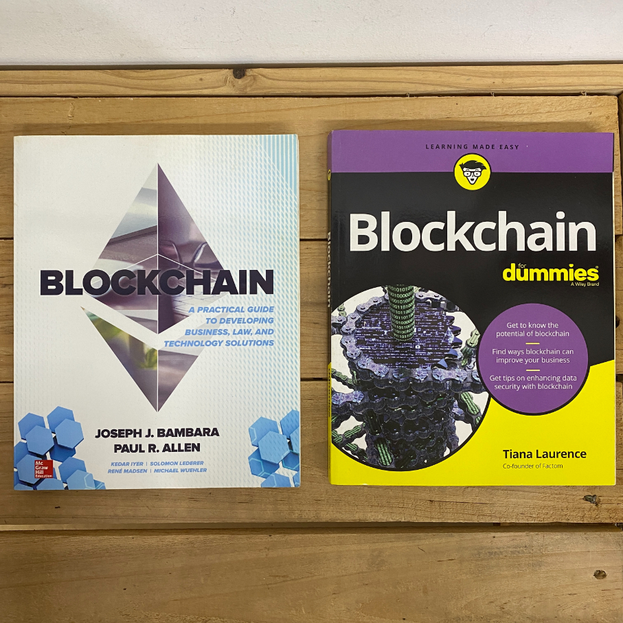 Blockchain: คู่มือพัฒนาธุรกิจ กฎหมาย เทคโนโลยี โซลูชั่น /Blockchain สําหรับ Dummies (Preloved)