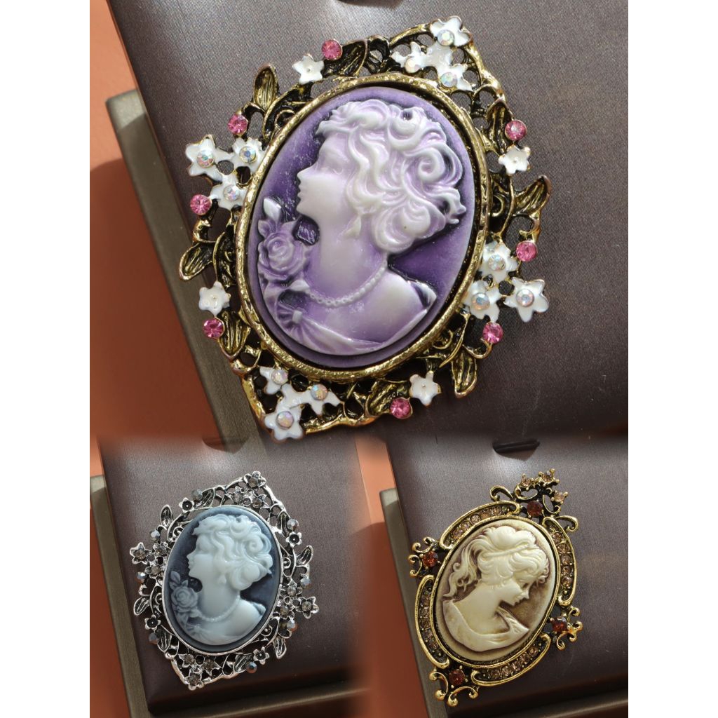 86SK Vintage Retro เคลือบดอกไม้เข็มกลัดสําหรับผู้หญิงสาวแฟชั่นเครื่องประดับ Pin Corsage วันเกิด AS