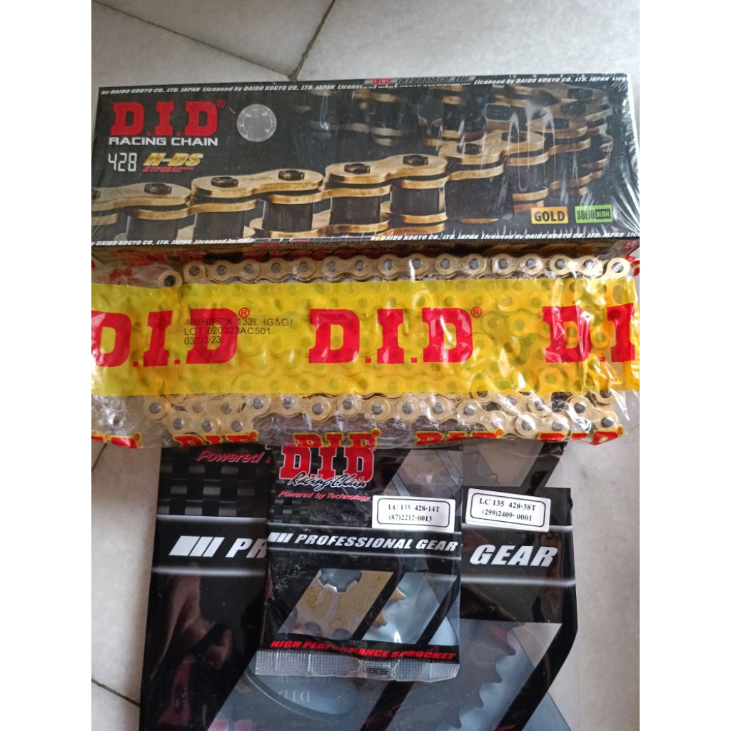 YAMAHA LCV1-V8 428HDS GOLD FULLSET SPROCKET DEPAN DAN BELAKANG DID