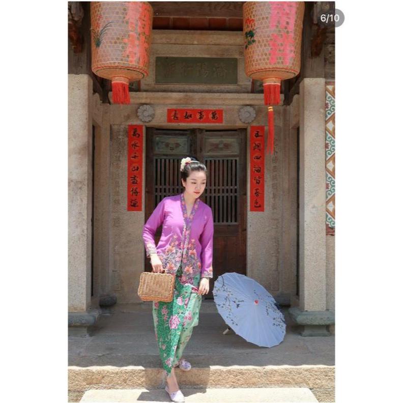 เสื้อ Nyonya Kebaya ไซส์ XL มีกระดุม