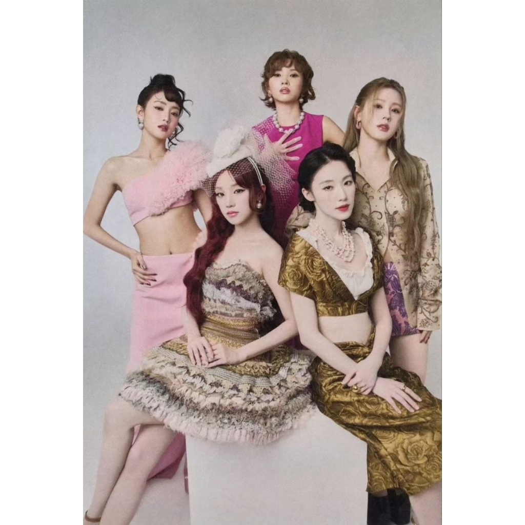 ยิงเฉพาะ Yuqi Song Yuqi Cao Weijuan Miyeon Photocard นิตยสารสินค้า