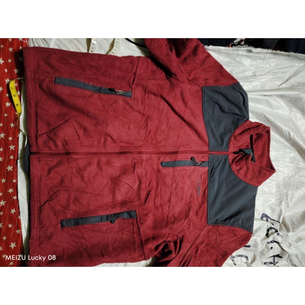 LLBean FLEECE FULL ZIPPER SIZE 26X28 INCH