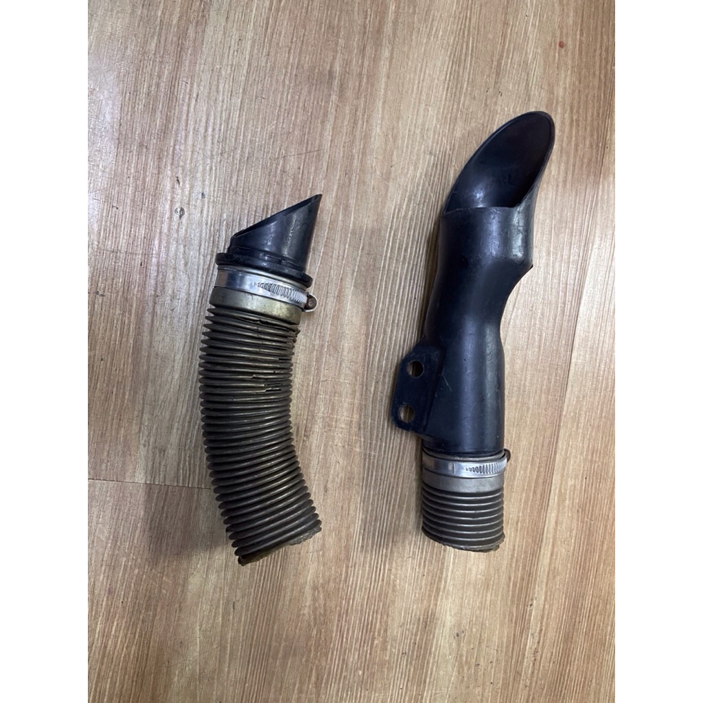 KAWASAKI ZXR400 (ZXR400L) AIR INTAKE HOSE CONNECTORS ซ้าย 1994-1999