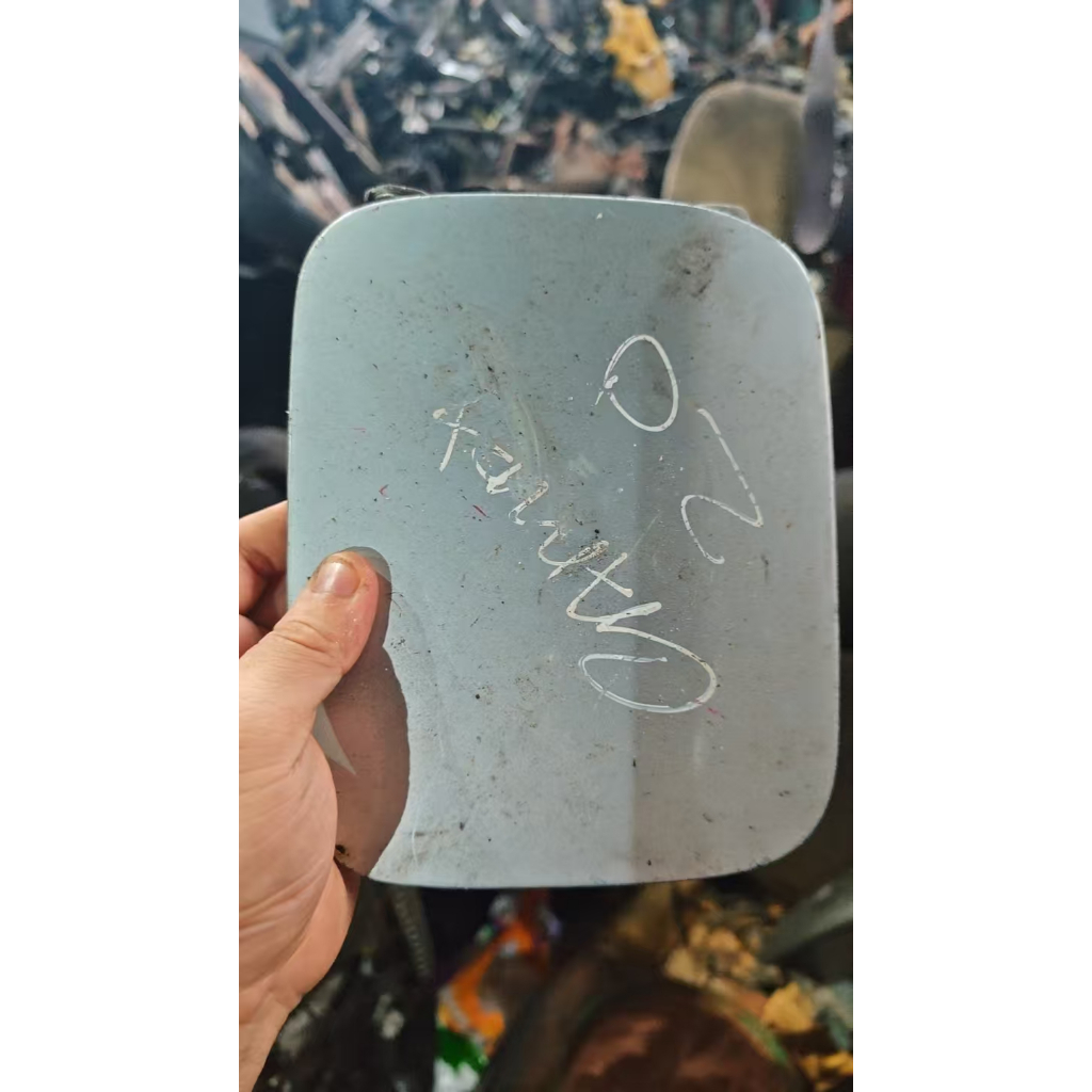 Toyota Camry SXV20 Penutup Miyak,Feel Tank Cover (Lid) Toyota Camry SXV20 (มือสอง)