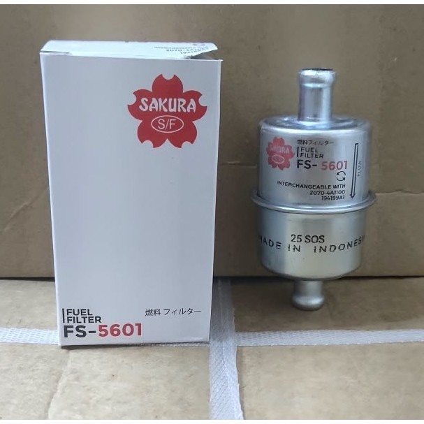 (LYW) Case 580L2 In-line Fuel Filter 194199A1 / FS-5601 (ซากุระ/ท่อใหญ่)