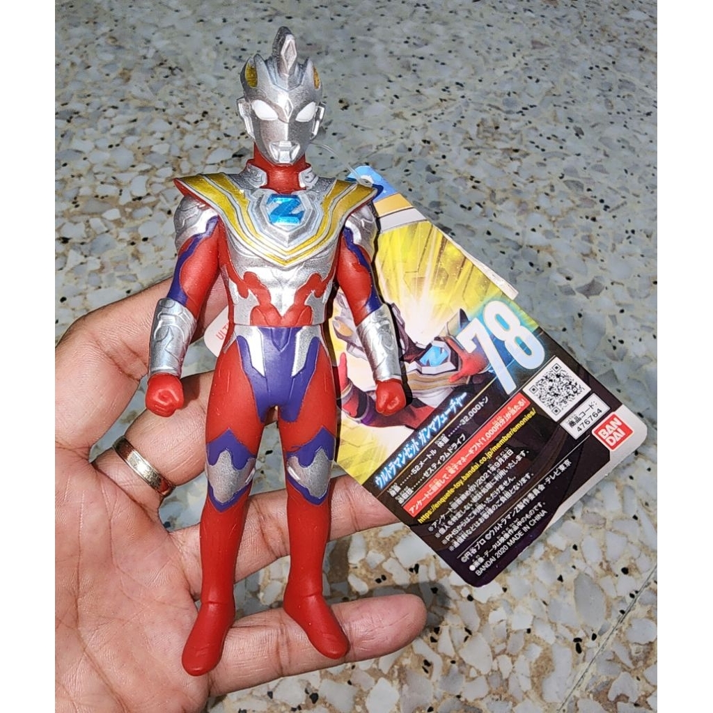 Bandai Ultra Hero Ultraman Z Gamma Future 78 sofubi 5.5 นิ้ว พร้อมป้าย (ใหม่)