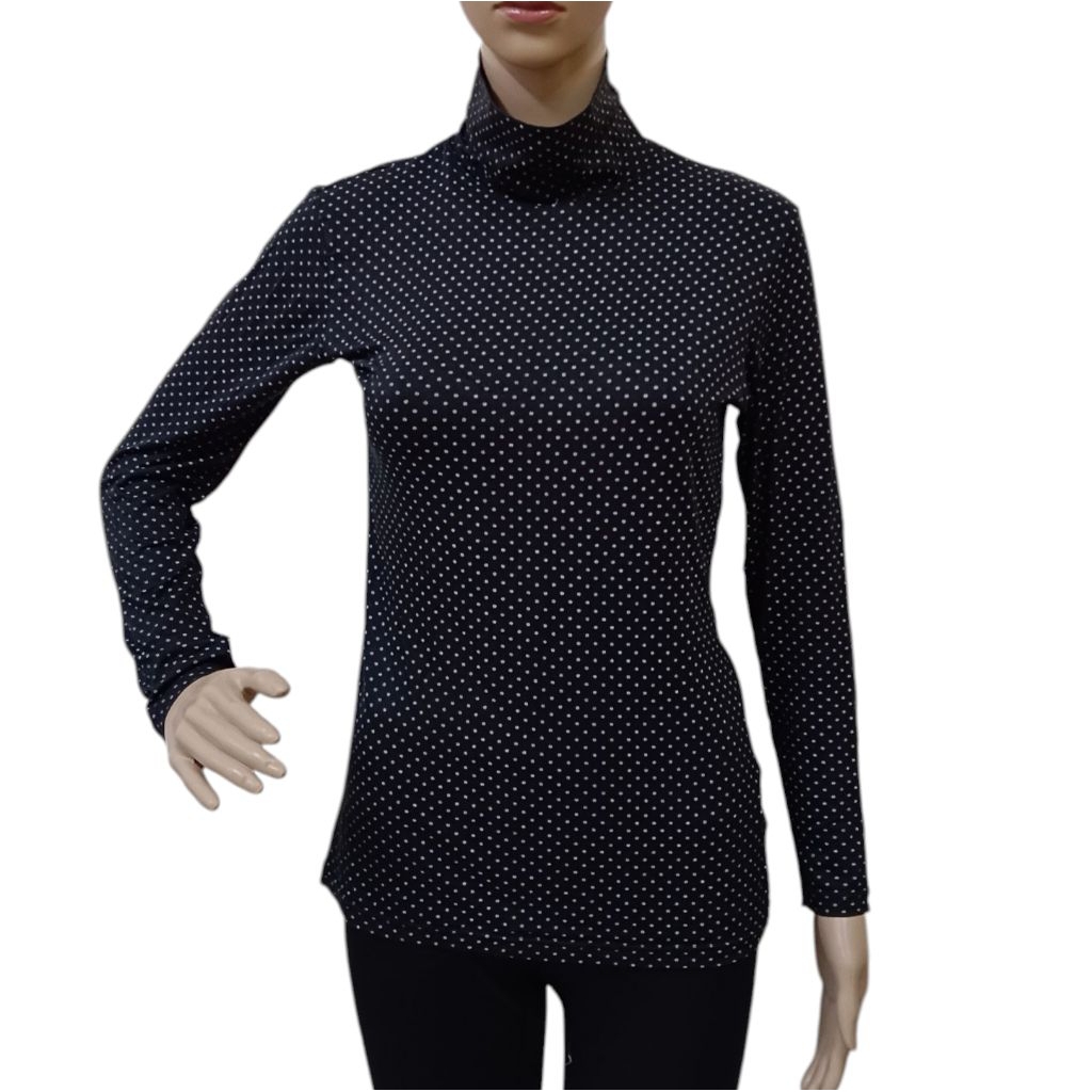 MH126 - (XL) UNIQLO HEATTECH LADIES เสื้อเชิ้ตคอเต่าที่อบอุ่นด้านใน
