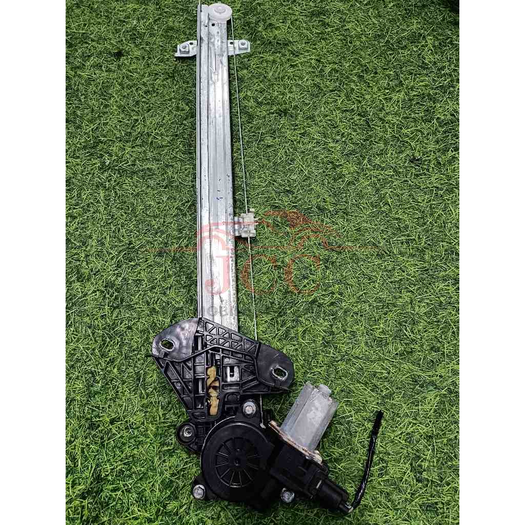 HONDA FIT GK4 LI3B POWER WINDOW REGULATOR (F/RH)[2D-6D-D1783]