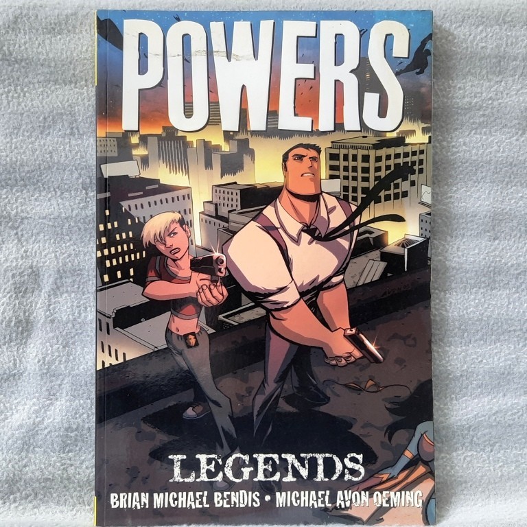 พลัง TPB Trade ปกอ่อน 8 (ภาพ/การ์ตูนไอคอน) Brian Michael Bendis