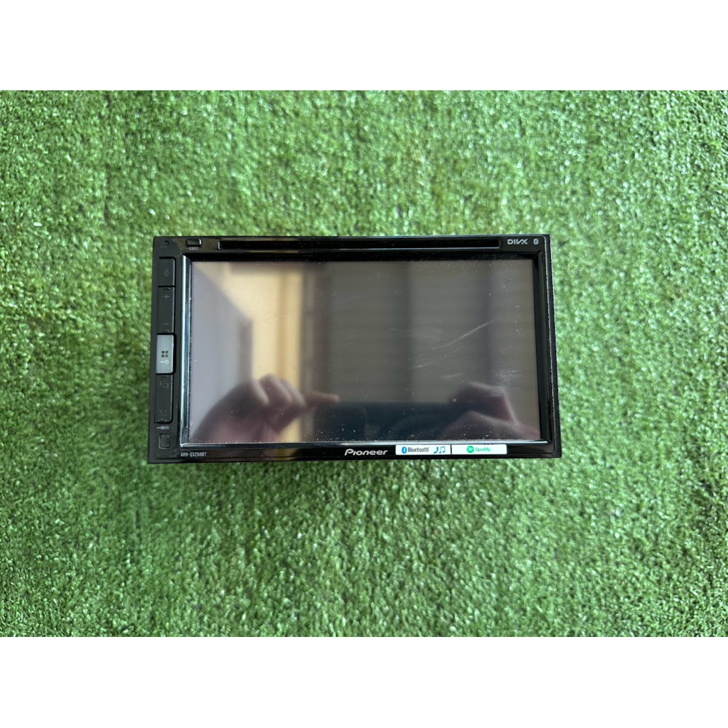 Pioneer AVH-Z5250BT เครื่องเล่นบลูทูธในรถยนต์ FM 108 ใช้ Halfcut 🎌🇯🇵