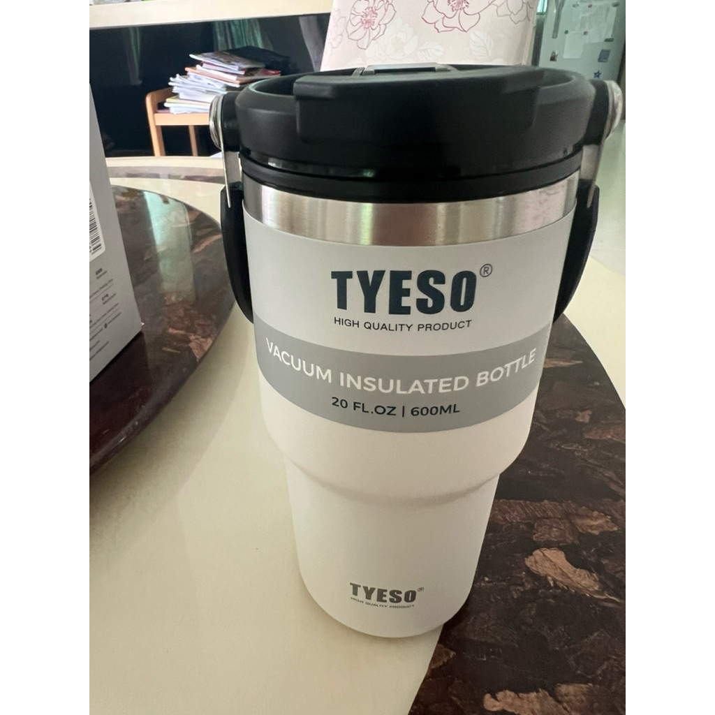 TYESO แก้วน้ําฉนวนสุญญากาศ TS-8826 600ml