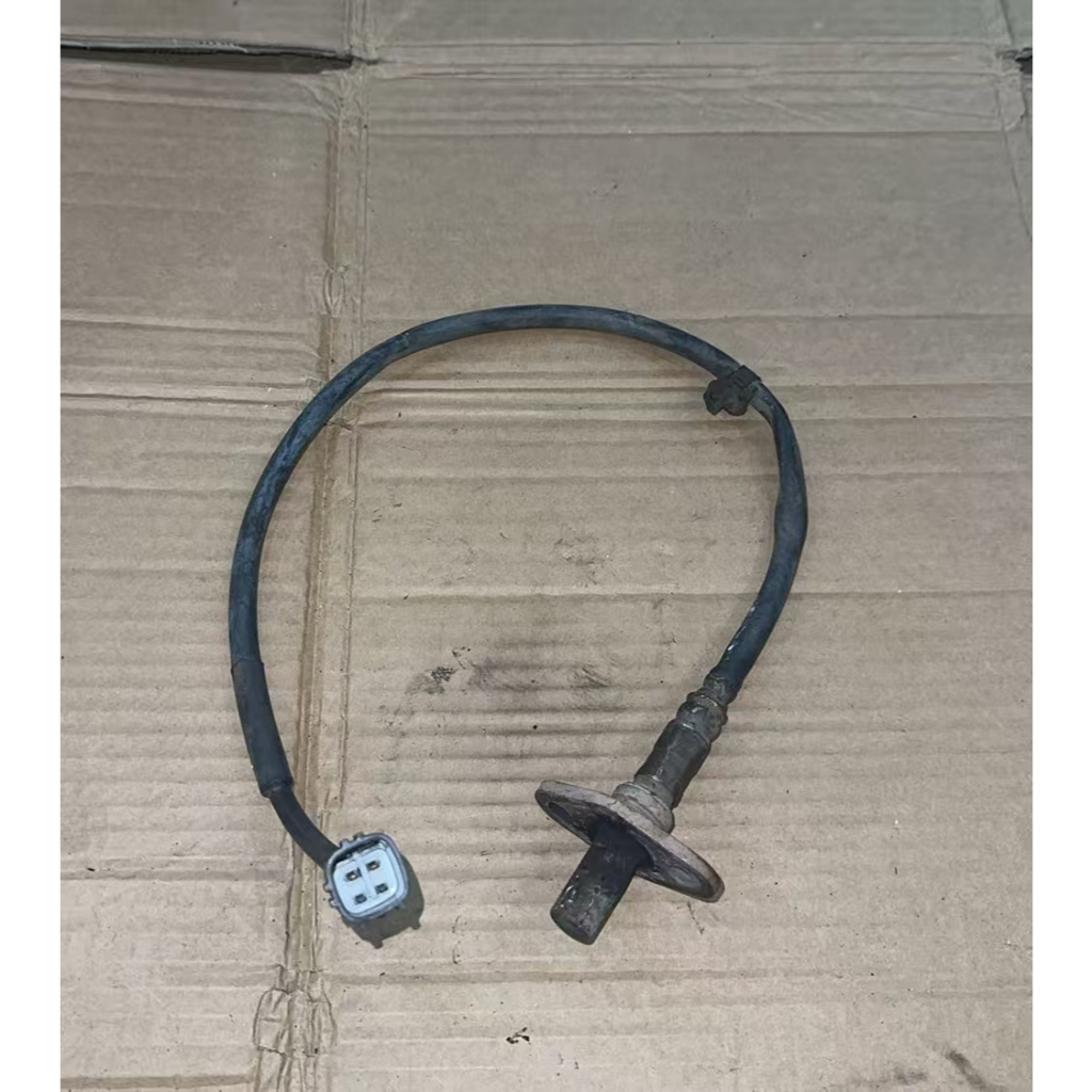O2 Sensor Toyota Unser Oxygen Sensor/ O2 Sensor/ เซ็นเซอร์ไอเสีย