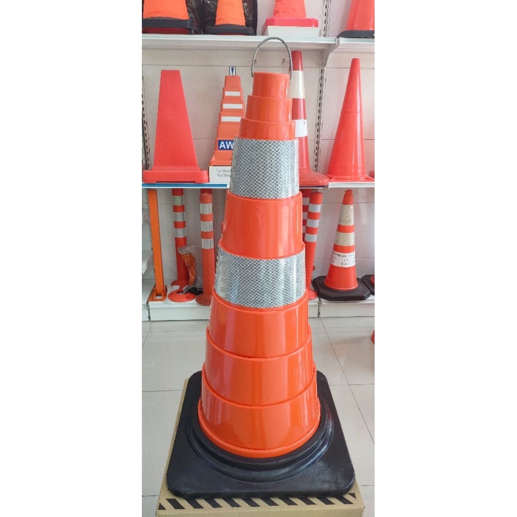 กรวยนิรภัย 3กก. C/W 2 คอปก - สูง 75ซม. CONE-CC-TRI-7530