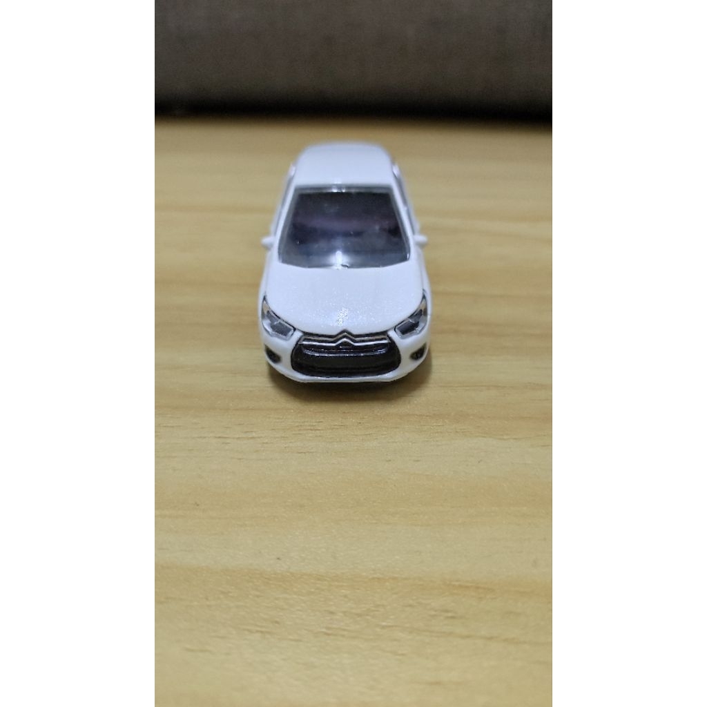 majorette Citroen DS4