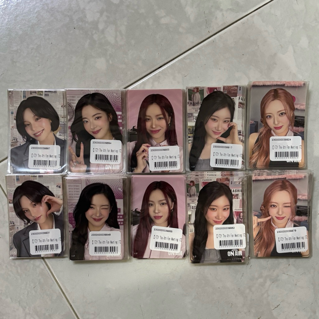 ITZY JAPAN LUCKY DRAW STICKER PC