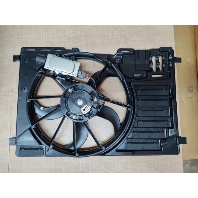 FORD KUGA 1.6T RADIATOR FAN ASSEMBLY SET มอเตอร์พร้อมโมดูล