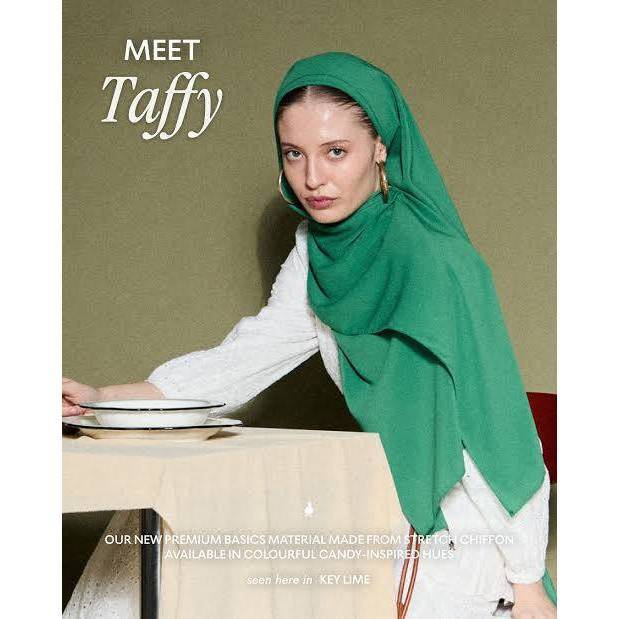 DUCk Taffy Shawl Series