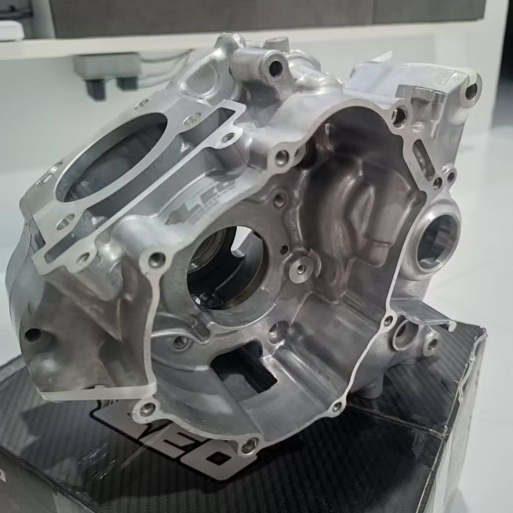 Y15ZR RACING CRANKCASE 71 มม. หลุม V2 MAX สามารถเปิด 87 มม. SAIZ LEO CRANKCASE