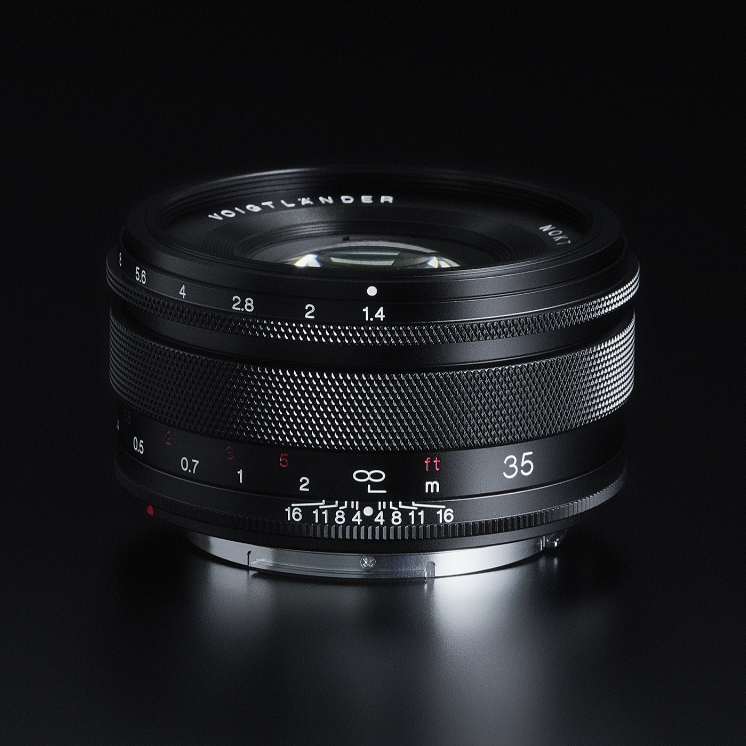 VOIGTLANDER NOKTON CLASSIC 35MM F1.4 สําหรับ Canon RF Mount
