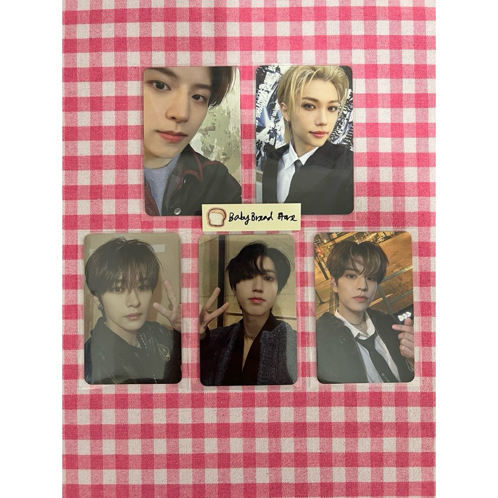 อัลบั้มรูปอย่างเป็นทางการของ Stray Kids 5-Star