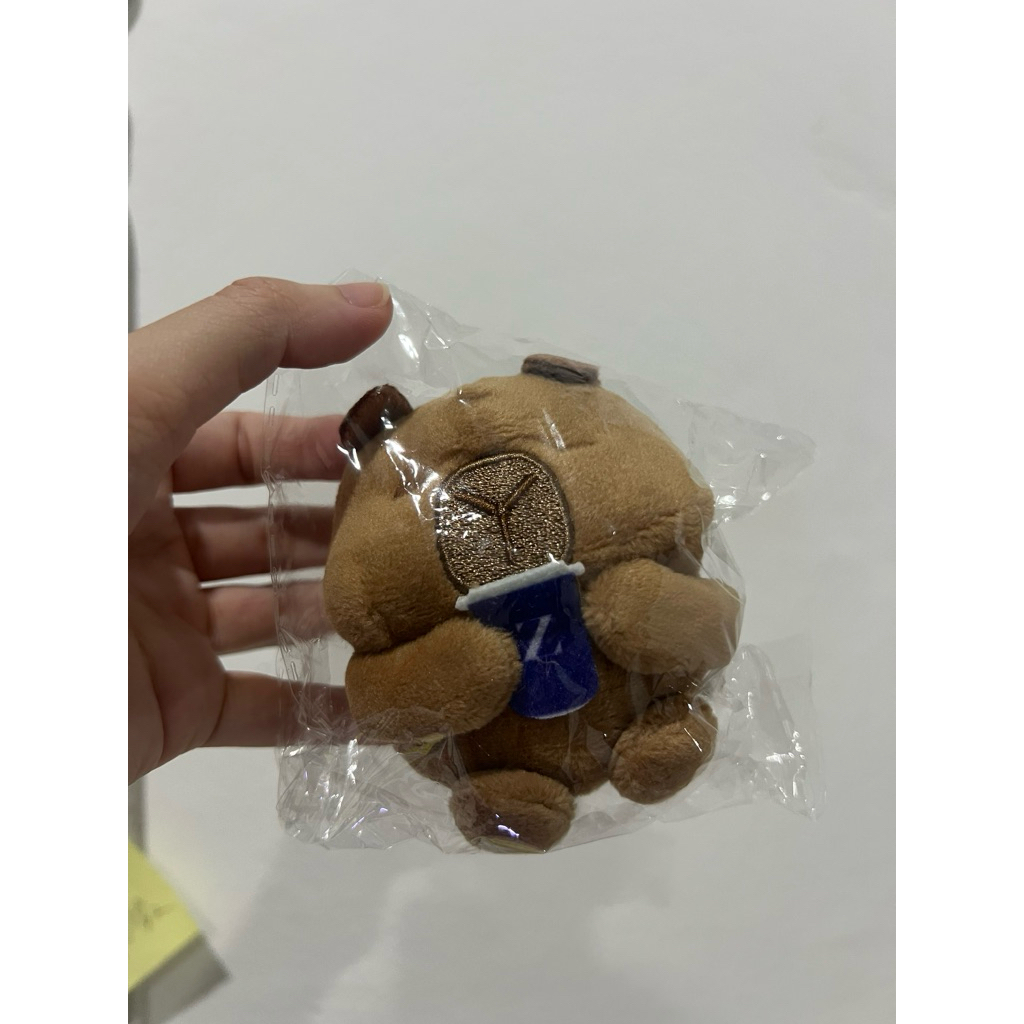 Capybara Plushie Pin ZUS COFFEE MERCHANDISE