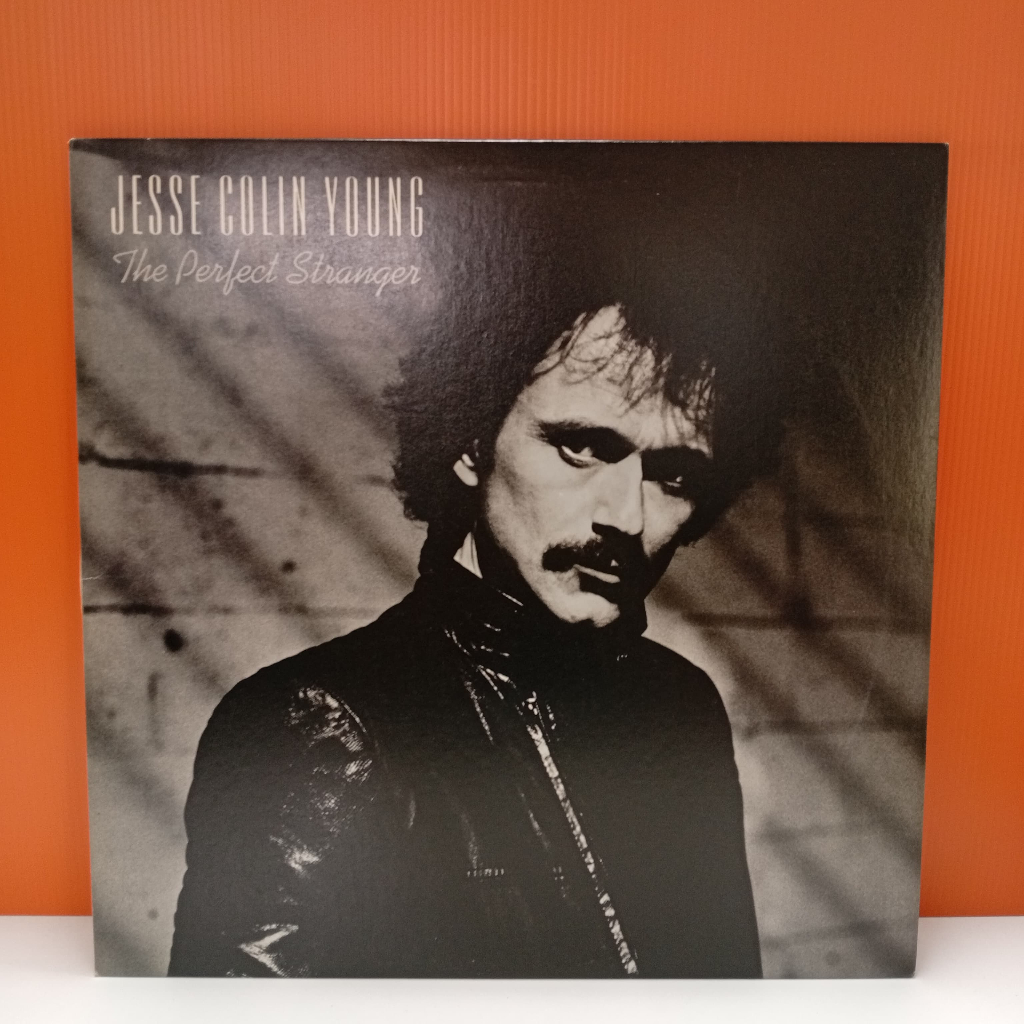 RR47-39 LP TERPAKAI [ JESSE OLIN YOUNG - THE PREFECT STRANGER ] LP มือสอง < NM >