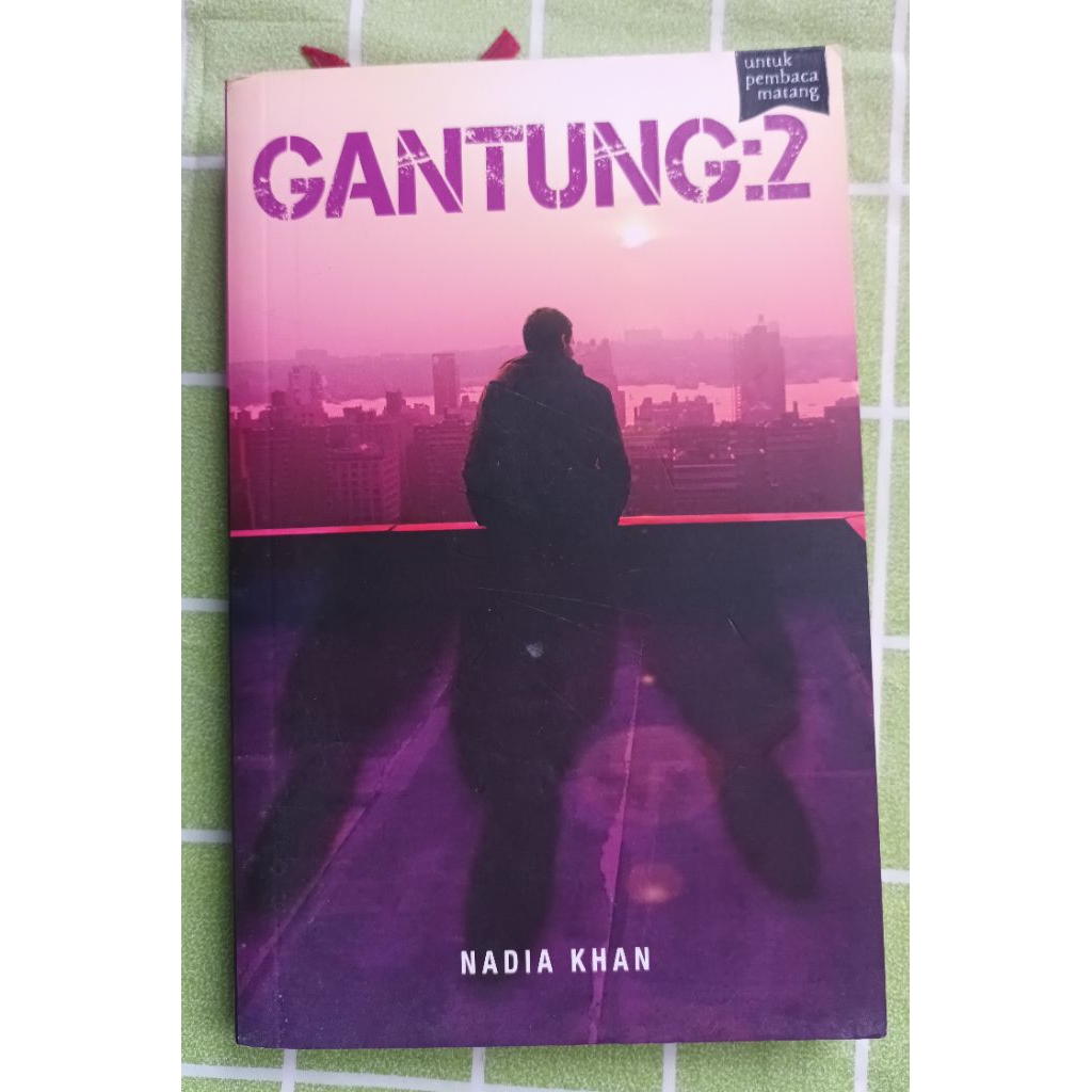 แขวนล่วงหน้า 2 อันเดีย khan