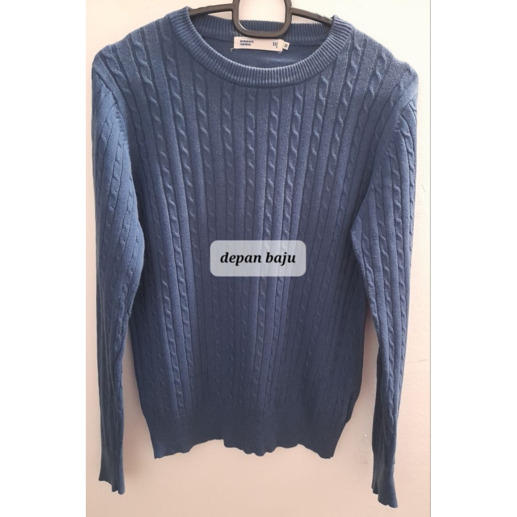 Preloved Sweater (ไซส์ M) Prussian Blue