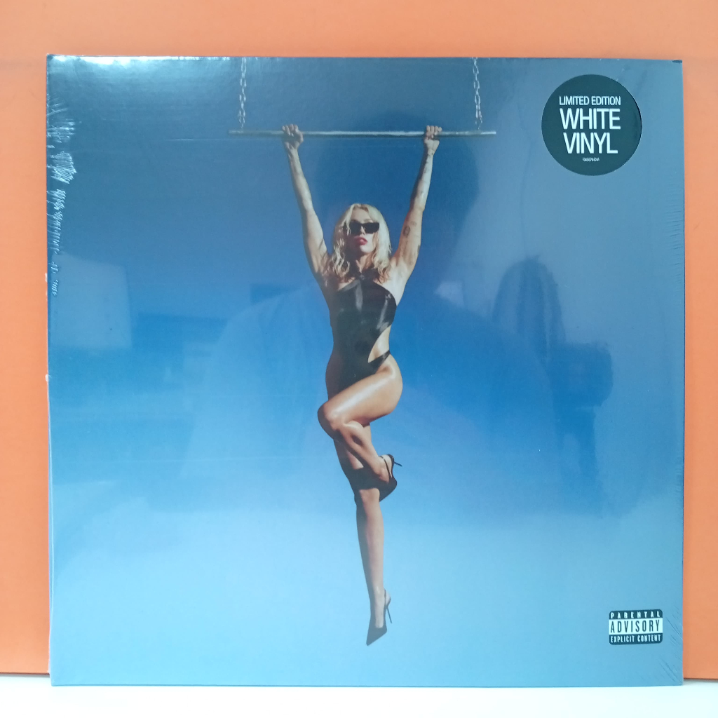 RR103-14 LP TERPAKAI BERSEAL [ MILEY CYRUS - ENDLESS SUMMER VACATION ] ซีล LP ที่ใช้แล้ว < NM >