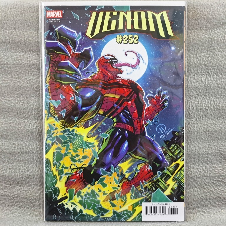 Venom 252 Joey Vasquez Variant (2025 Marvel Comics) Al Ewing, Paco Medina