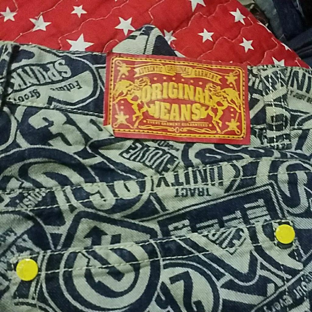 OVP FULL PRINT JEANS LOW RISE 34X40 INCH