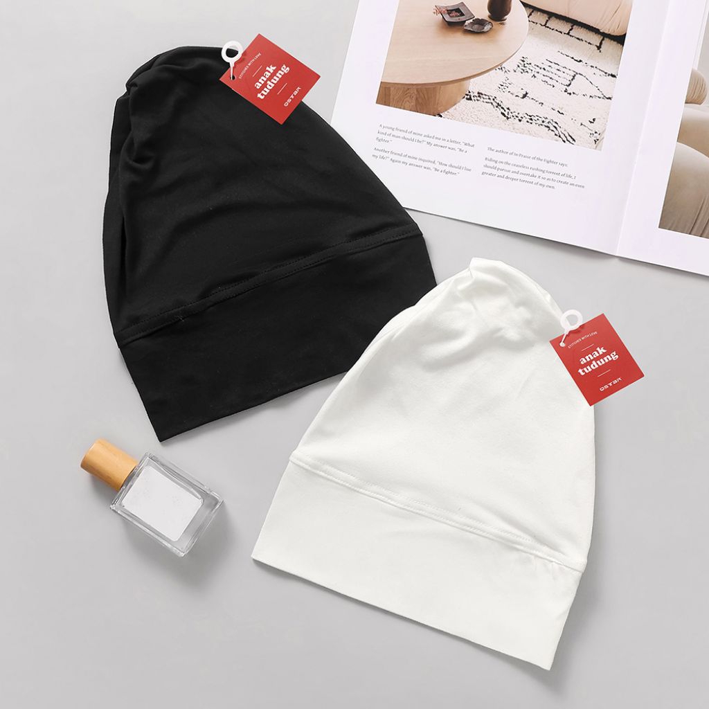 Qstar Plain Cotton Inner Snow Cap Breathable Black & White Anak Tudung