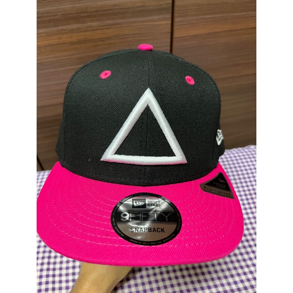 NE 9 Fifty Triangle Squid Games หมวกเบสบอลปรับ Snapback
