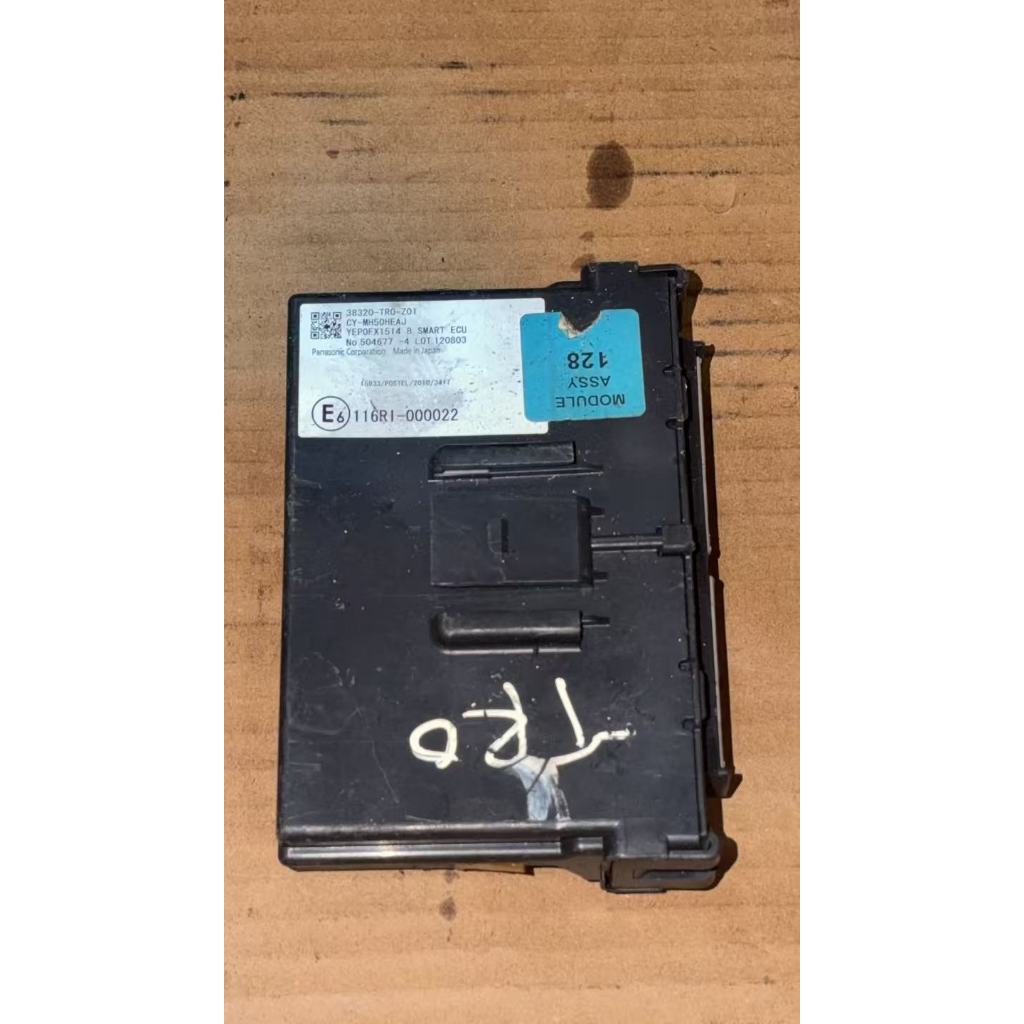 Honda Civic FB TR0 Smart ECU Keyless Module (38320-TR0-Z01 CY-MH50HEAJ) Honda Civic FB (USED HALFCUT