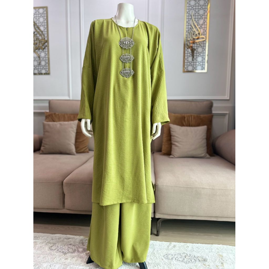 ชุดสูท Muslimah Qairina ฟรีไซส์ girl airflow ไร้เหล็ก