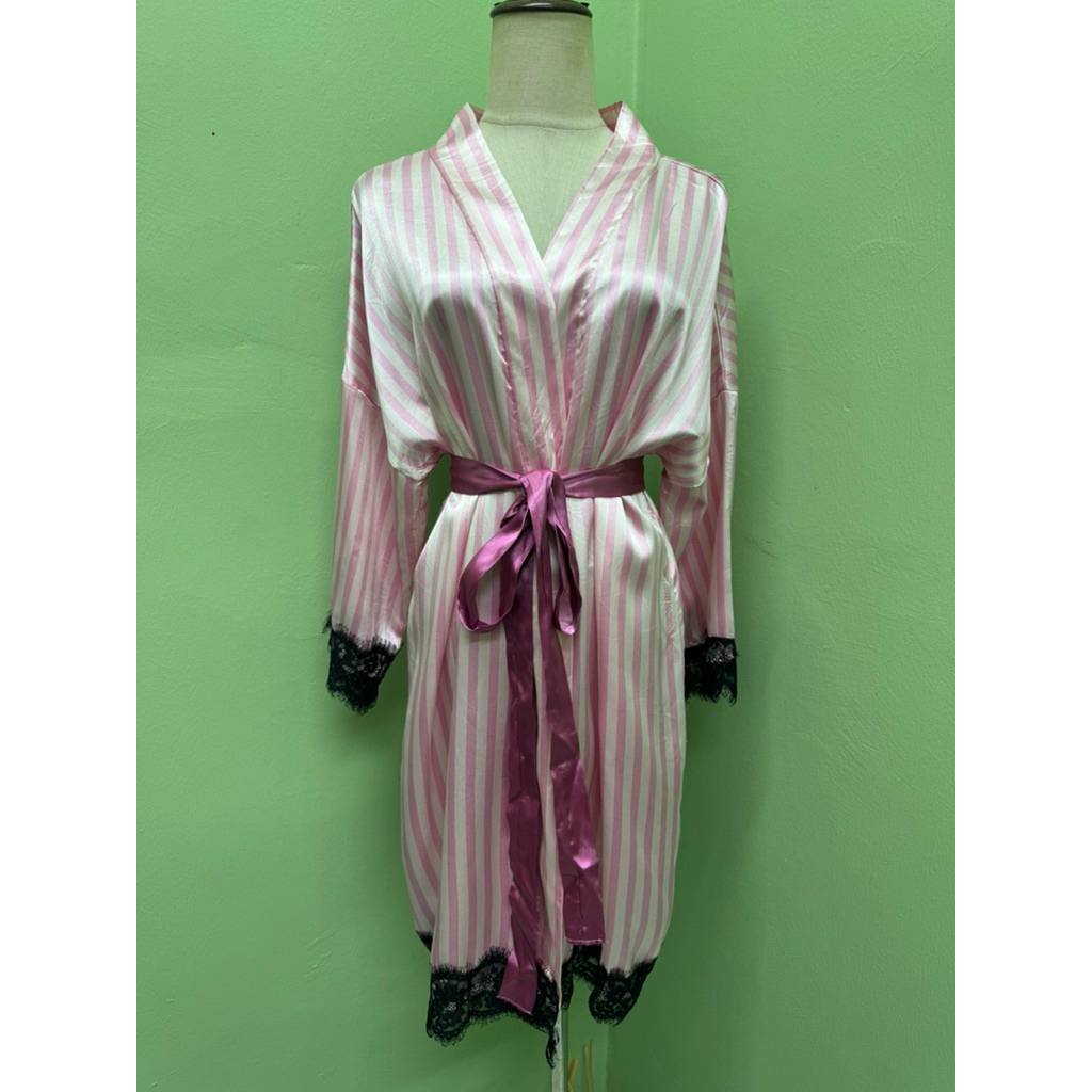 NR62 shein เสื้อคลุมกลางคืน