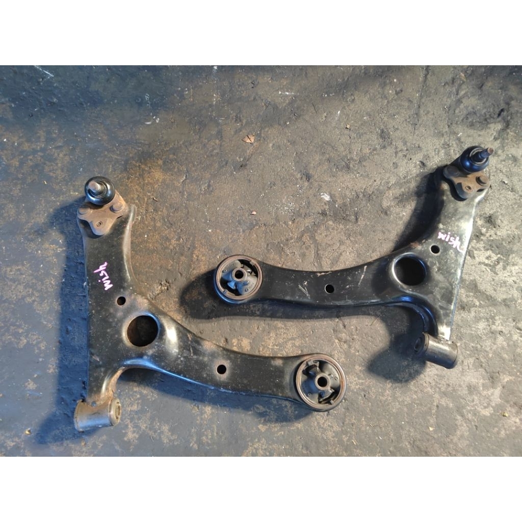 ชุดแขน TOYOTA WISH ZNE10 1.8 1ZZ LOWER