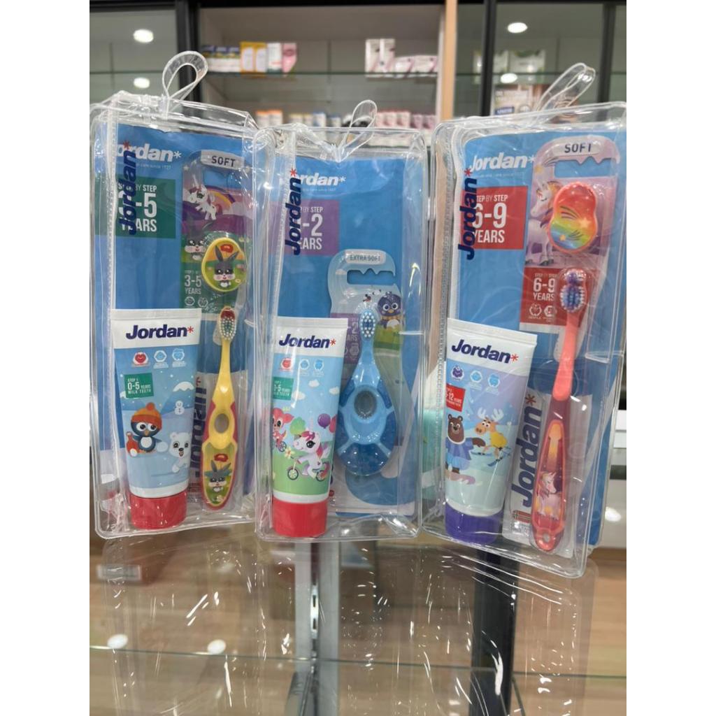 ชุดเดินทาง Jordan Kid (Warna mungkin berbez)– ชุดยาสีฟันและแปรงสีฟัน