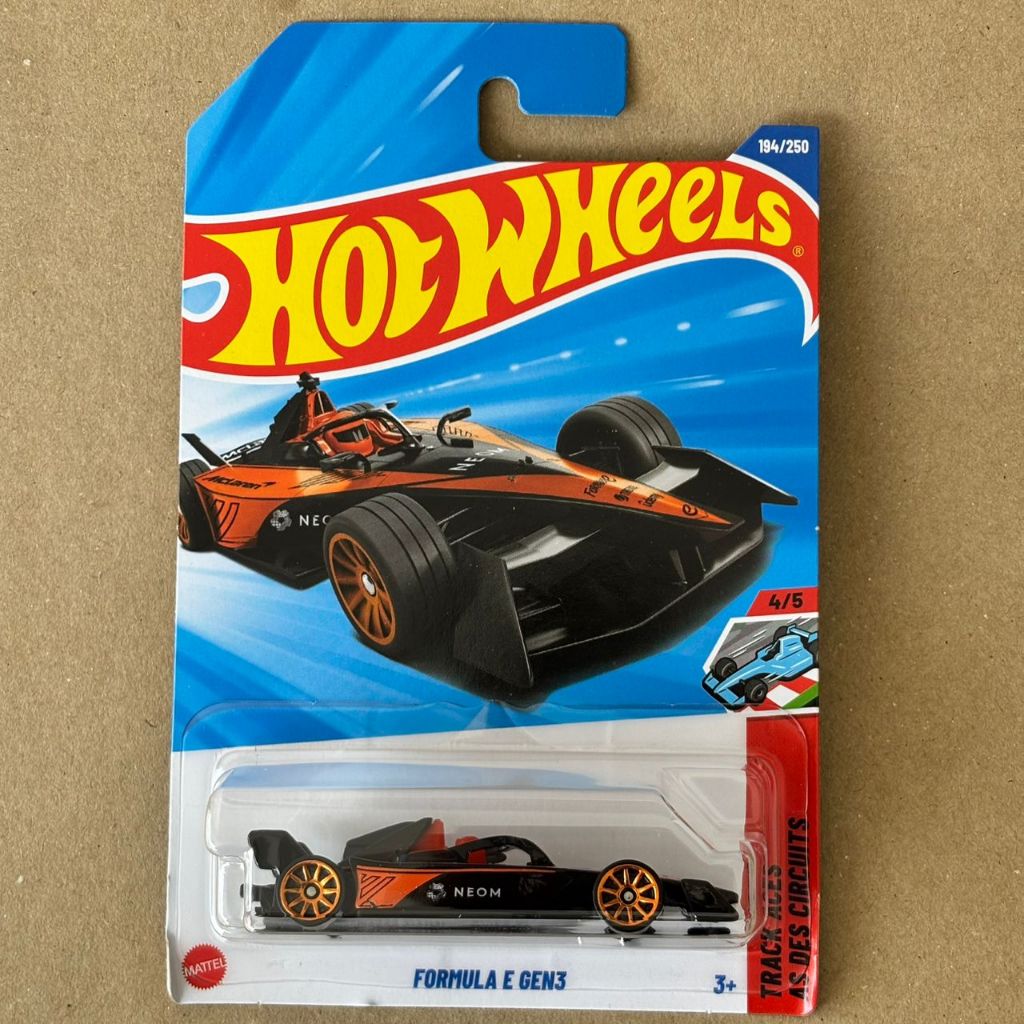 Hot Wheels Formula E Gen 3 - Team NEOM McLaren ( 194/250 - 2025 Mix N - TRACK ACES 4/5 )