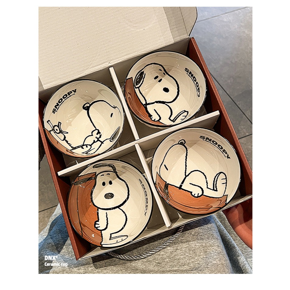 ชุดอาหารเซรามิก Snoopy – ชุดของใช้ส่วนตัว