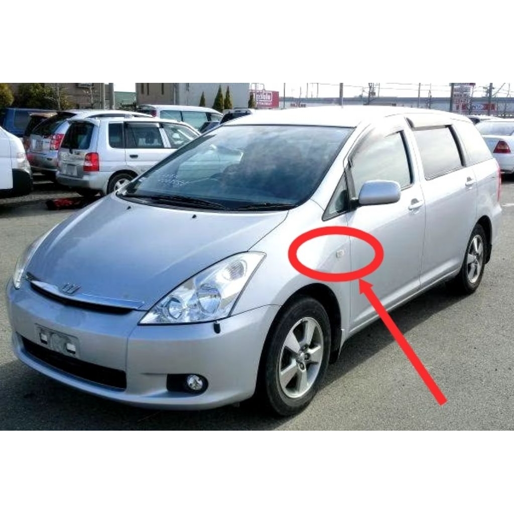 TOYOTA WISH ANE10 ZNE10 FENDER ขายป้ายโดย PCS KOITO T80 ซ้ายขวา SAMA ใช้แล้วจากญี่ปุ่น