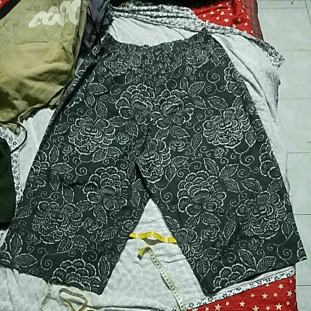 BAGGY PANT FULL FLOWER SIZE 32 46X32 INCH