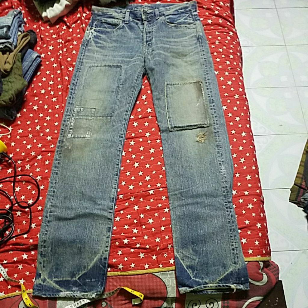 SPELL BOUND JEANS SIZE 32X44 INCH HARD MATERIAL