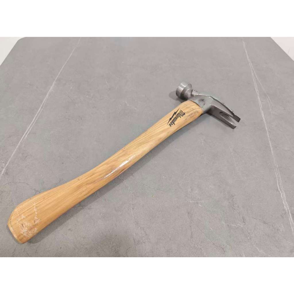 Milwaukee ค้อนก้ามปู 19OZ (มือสอง)