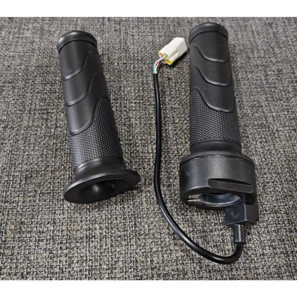 YADEA RS20/ GT20 (EV BIKE) ปลอกคันเร่งขวาหรือปลอกแฮนด์ซ้าย (1 ชิ้น) อะไหล่
