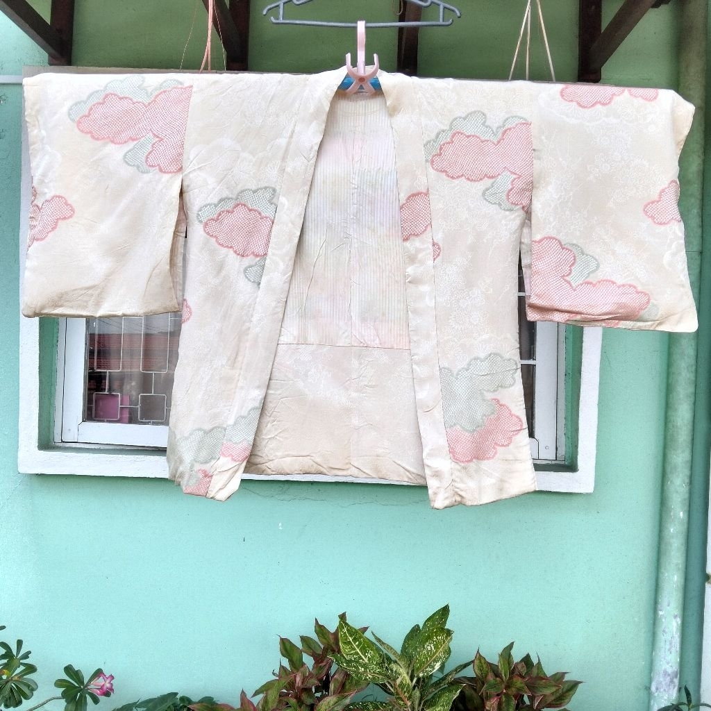 Kimono Haori Cream Japanese Preloved (ตําหนิ)