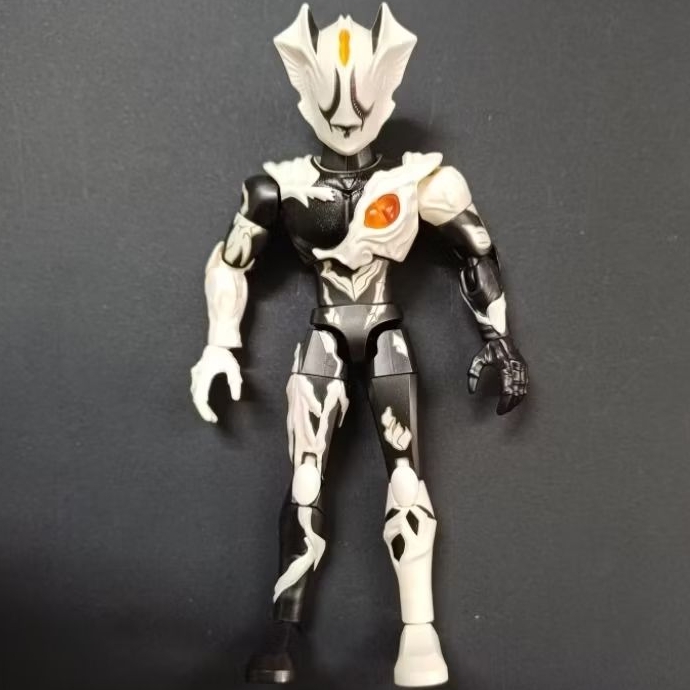 Keepley Ultraman Kyrieloid (BLOKES, ผู้รักษาประตู, Keeplay)