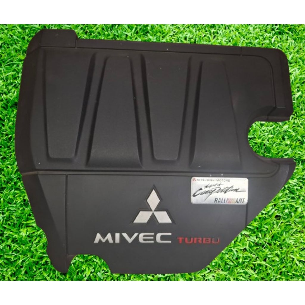Mitsubishi EVOLUTION 10 Mivec Turbo 4B11 ฝาครอบด้านบนเครื่องยนต์พร้อมสัญลักษณ์ Ralliart (มือสอง)