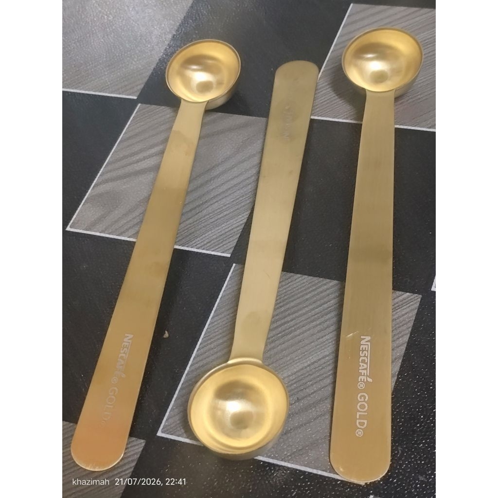 SCOOP NESCAFE GOLD LIMITED (1 ชิ้น)