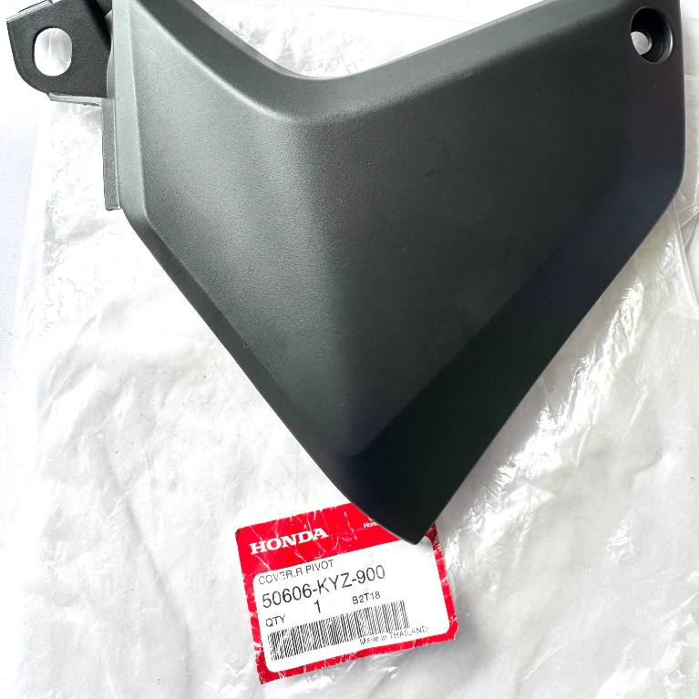 A10 W125i V2 FRONT PIVOT ฝาครอบภายใน // 50606-KYZ-900 - 50706-KYZ-900